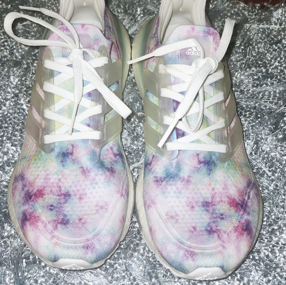 Adidas Ultra Boost - Picture 7 of 8